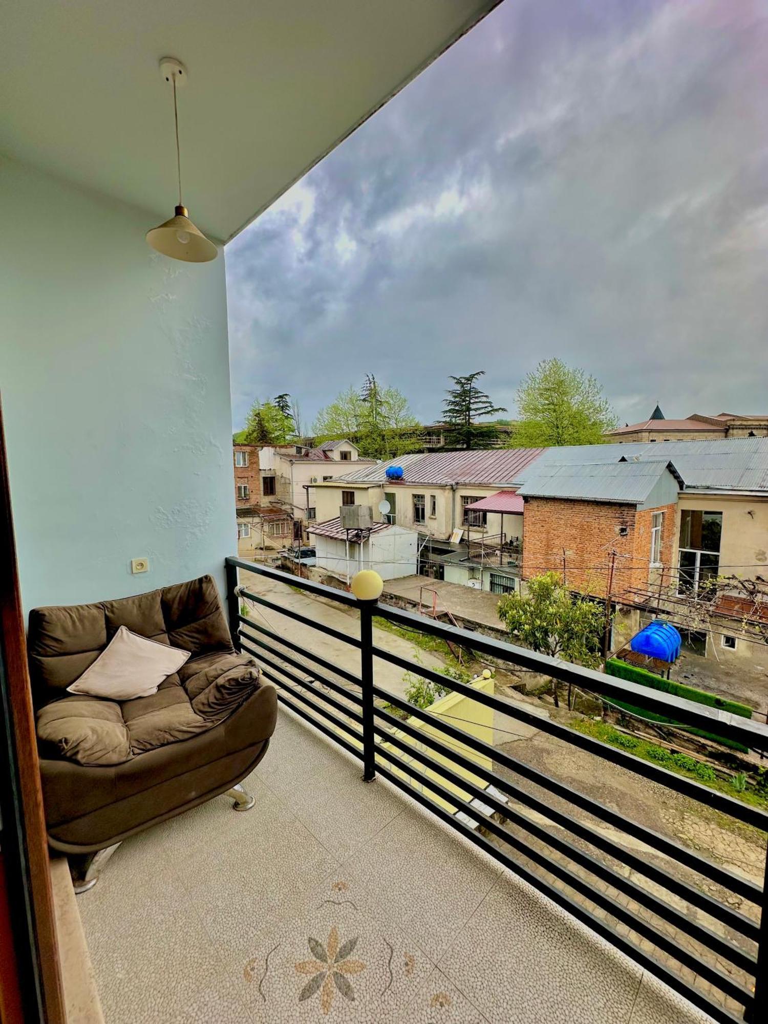 Hotel Balcony Kutaisi Exterior foto