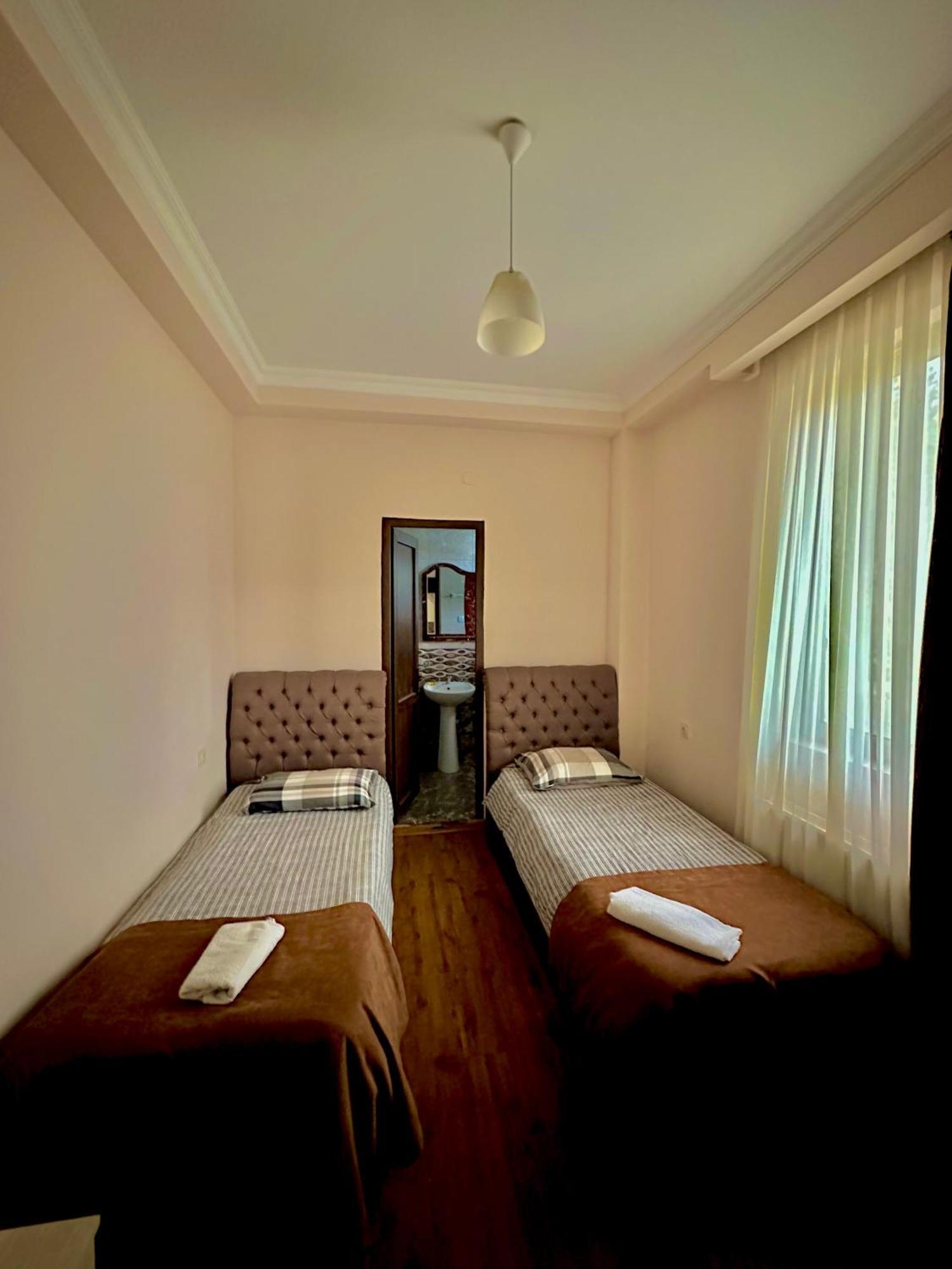 Hotel Balcony Kutaisi Exterior foto