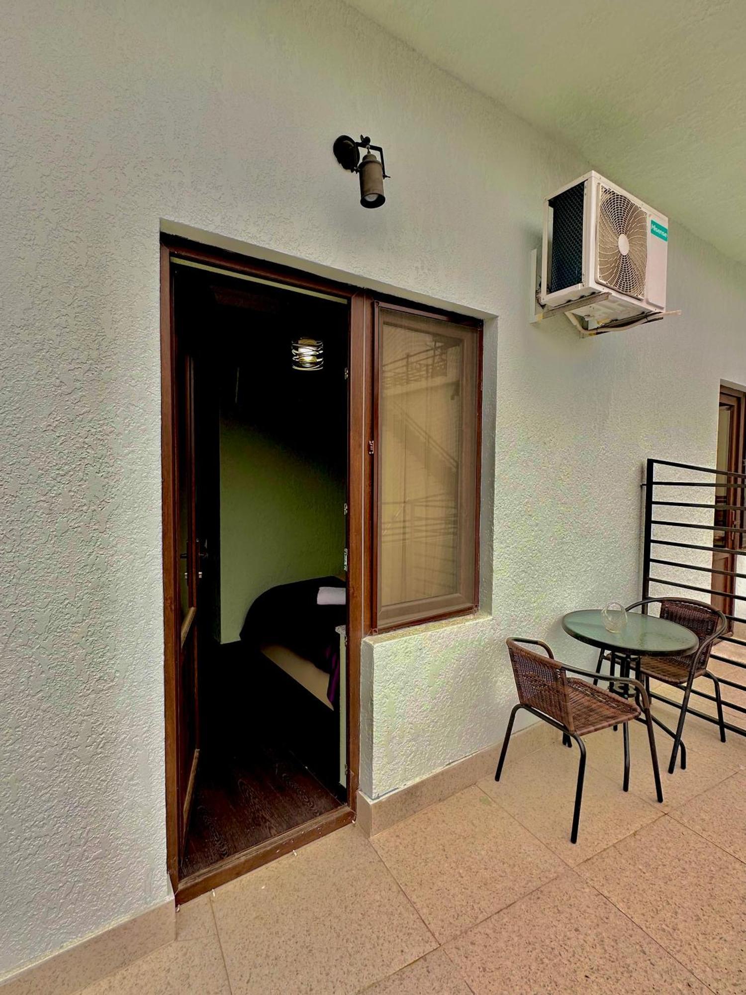 Hotel Balcony Kutaisi Exterior foto